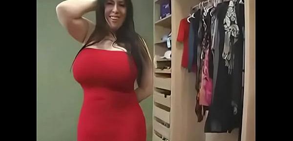  daphne rosen trying on clothes